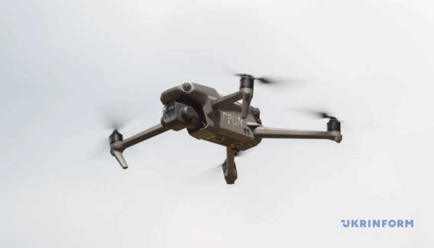Безпілотник DJI Mavic, подібний до тих, що фігурують у справі